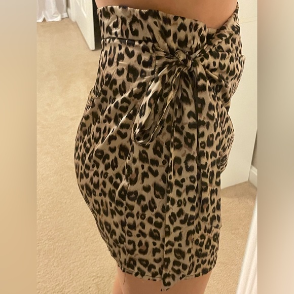 Cheetah Print Wrap Skirt - Picture 2 of 2